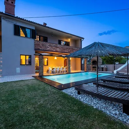 Pupos Mit Privatem Pool, Whirlpool Und Sauna Barban