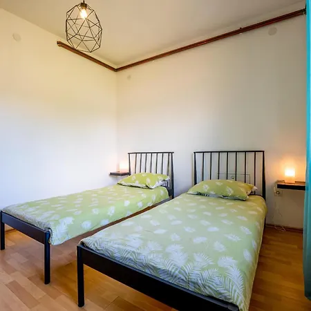Holiday home Pupos Mit Privatem Pool, Whirlpool Und Sauna *